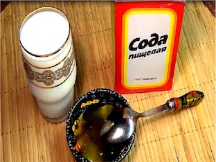 Рецепт молоко с содой и медом, отличное средство для лечения кашля